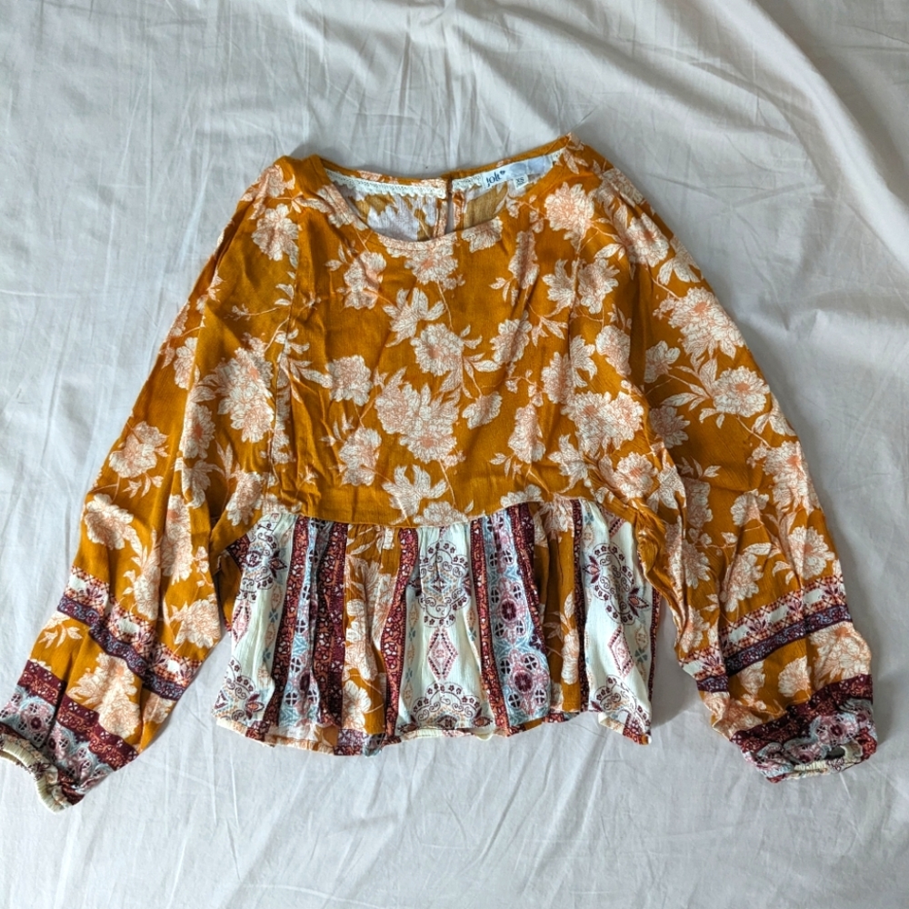 ⭐3 for 20⭐ Jolt floral boho top